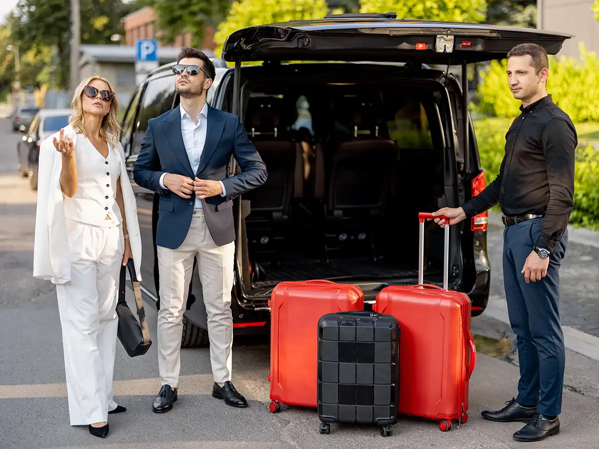 Private transport in Morocco for intercity travel between major destinations