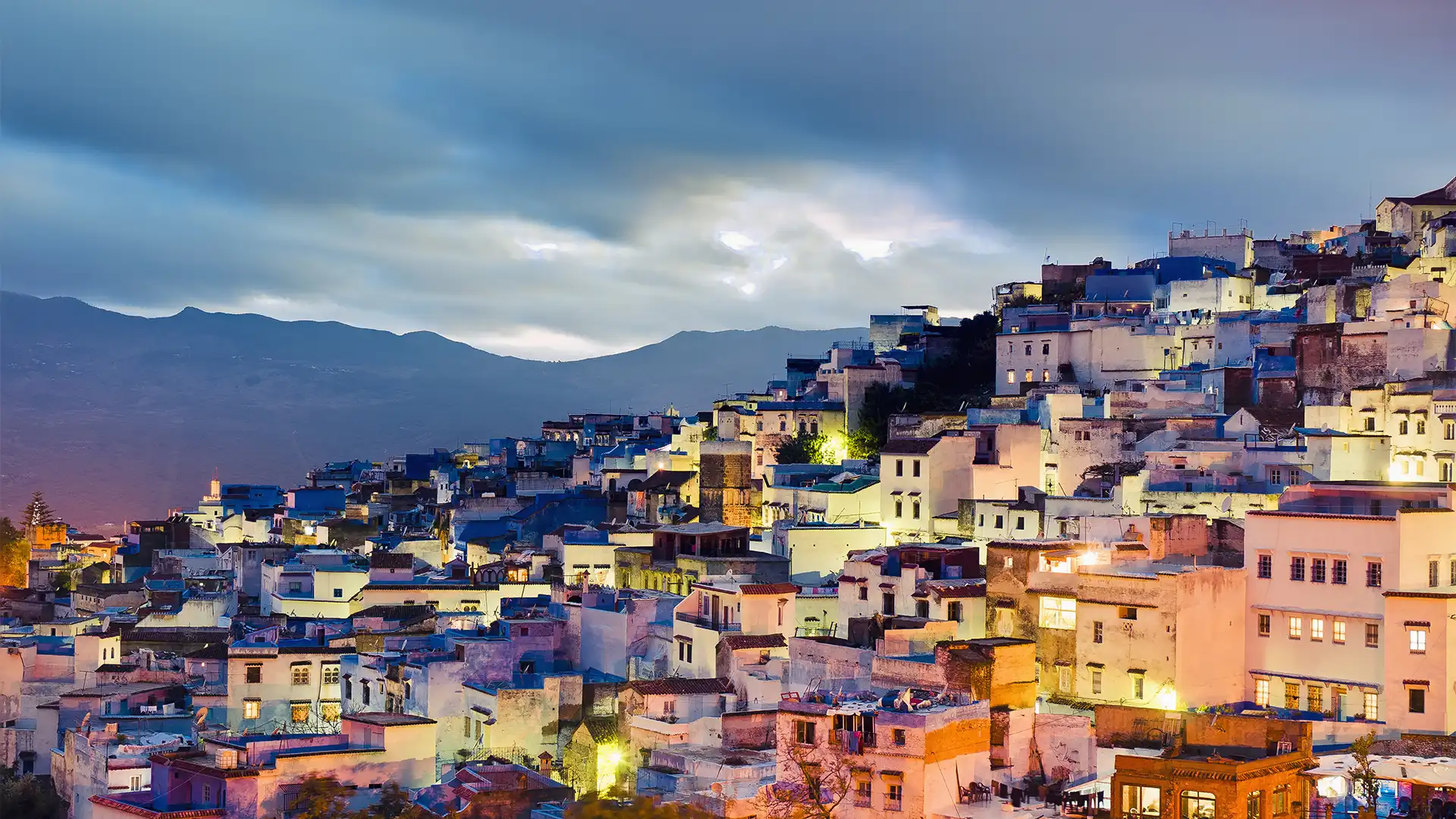 Visit Morocco and explore the blue streets of Chefchaouen