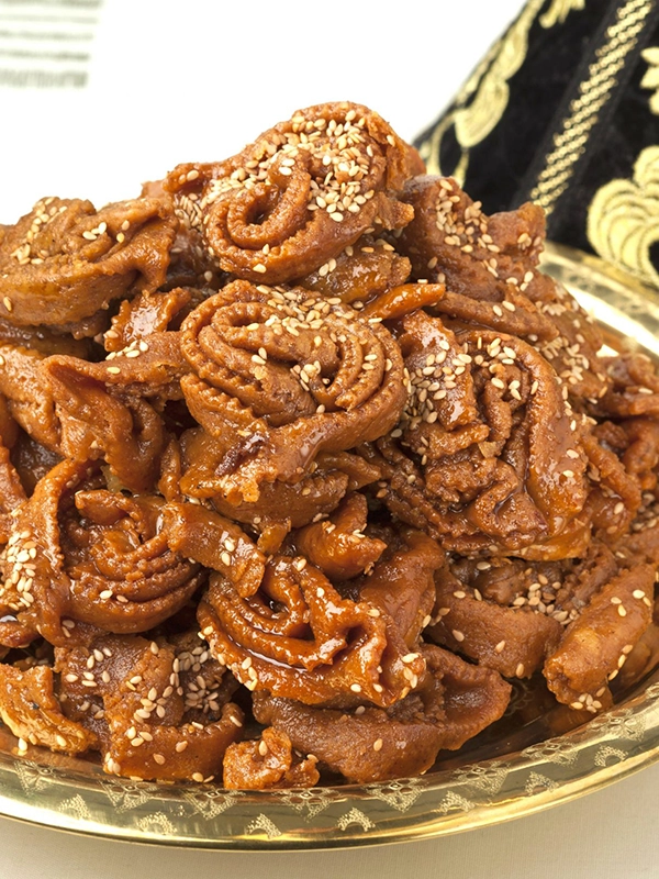 Moroccan Chebakia